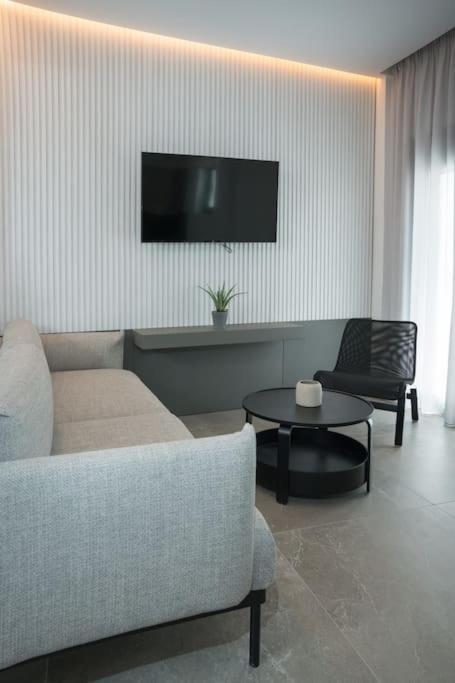 Minoas Suite The Sense Of Luxury Heraklion  ภายนอก รูปภาพ